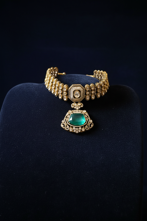 Emerald Crest Royal Choker Set